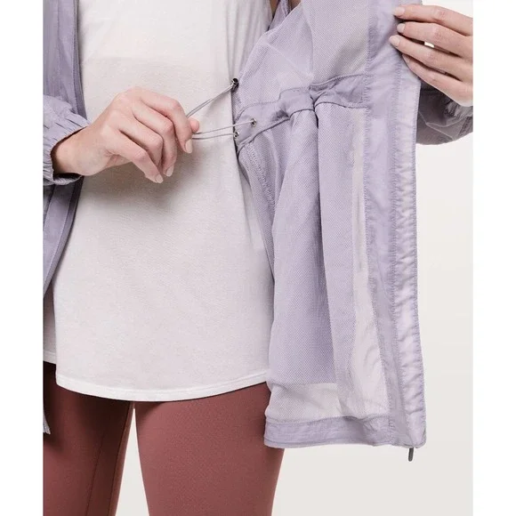 Lululemon‎ Clear Intention Jacket Women's Size 12 Hooded Windbreaker Lavender - Picture 5 of 14